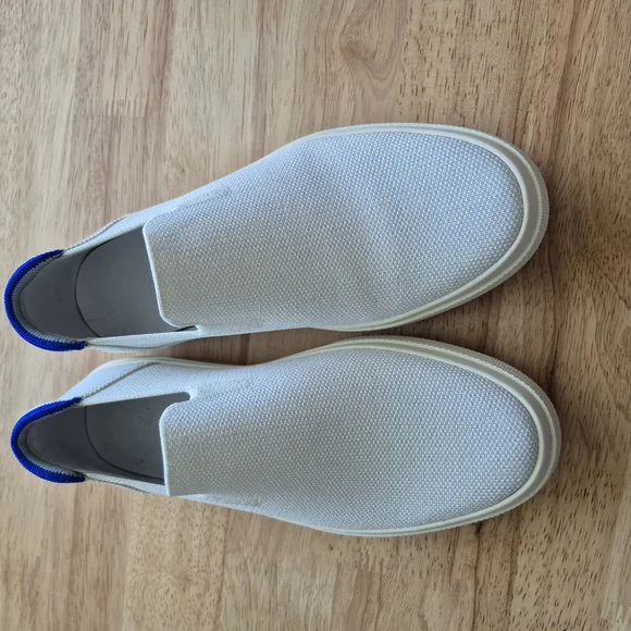NWOT - Rothy's The City Slip-On Shoes - White - Size 8 - Picture 1 of 6